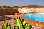 Ferienhaus mit Pool in ruhiger Lage (966)