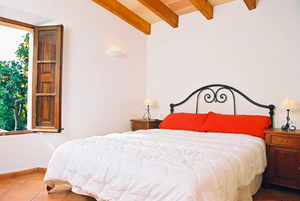 Ferienhaus auf Mallorca in Soller mit Pool und Garten bis 5 Personen